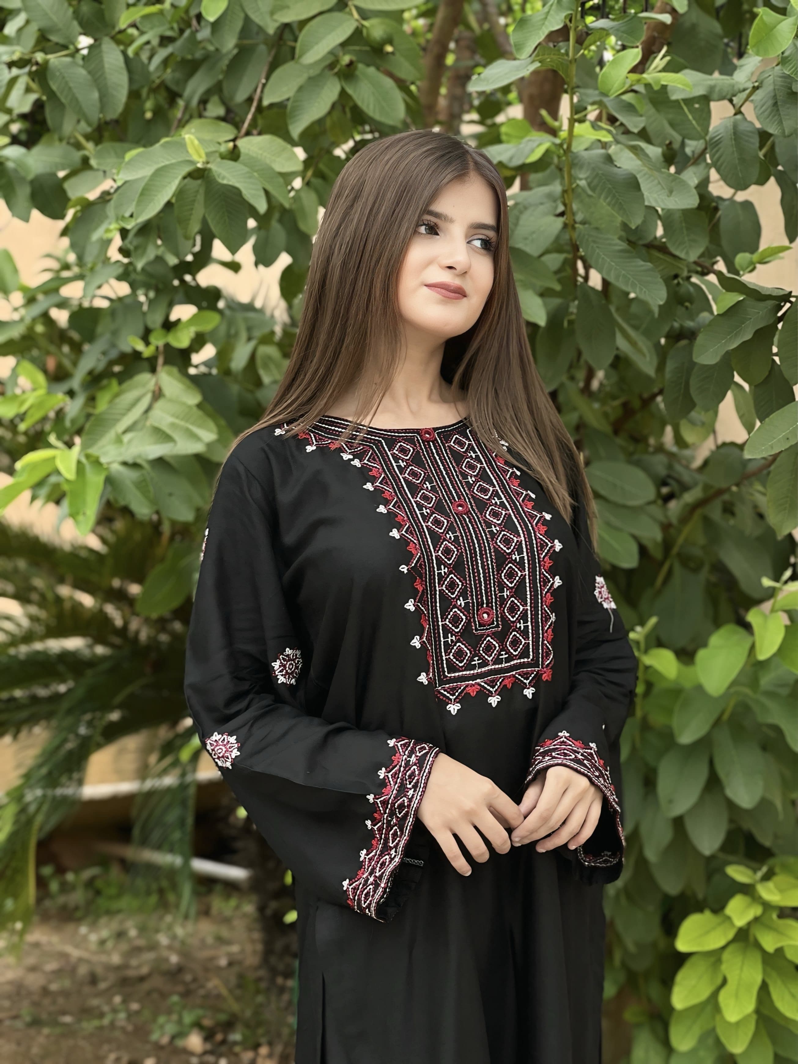 2Pc SINDHI EMBROIDERY LONG LENGHT PLAZO STICHED*

*EMBROIDERY PLAZO*
