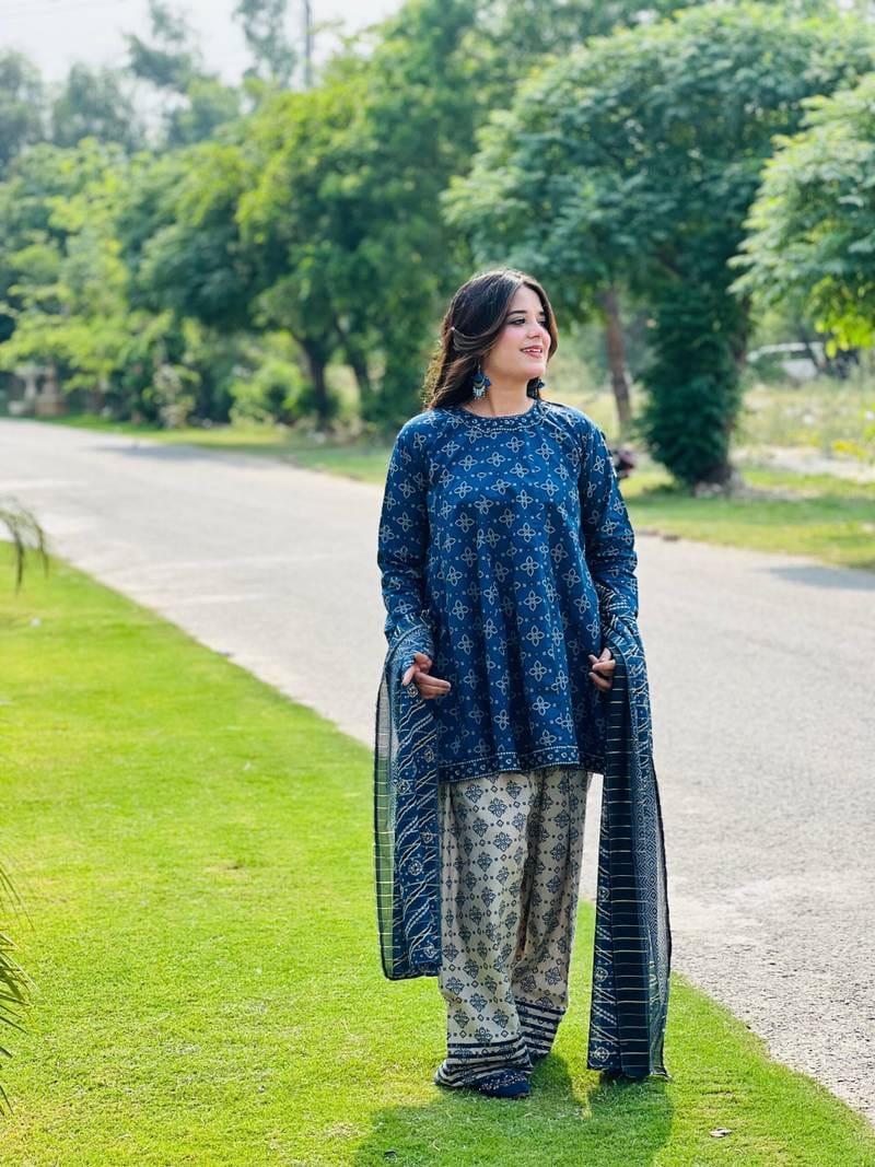 BERRY🫐 3PC SUIT WITH FARSI SALWAR