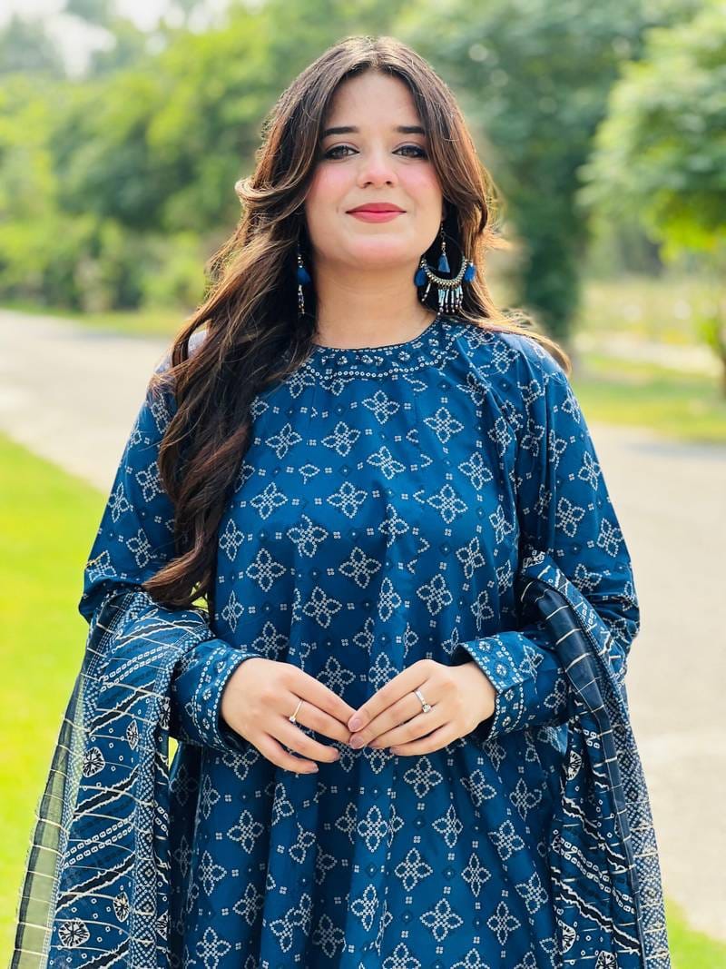 BERRY🫐 3PC SUIT WITH FARSI SALWAR